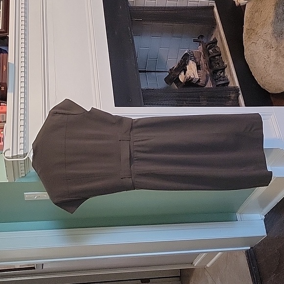 Olive Green Size 10 Dress - Picture 2 of 4